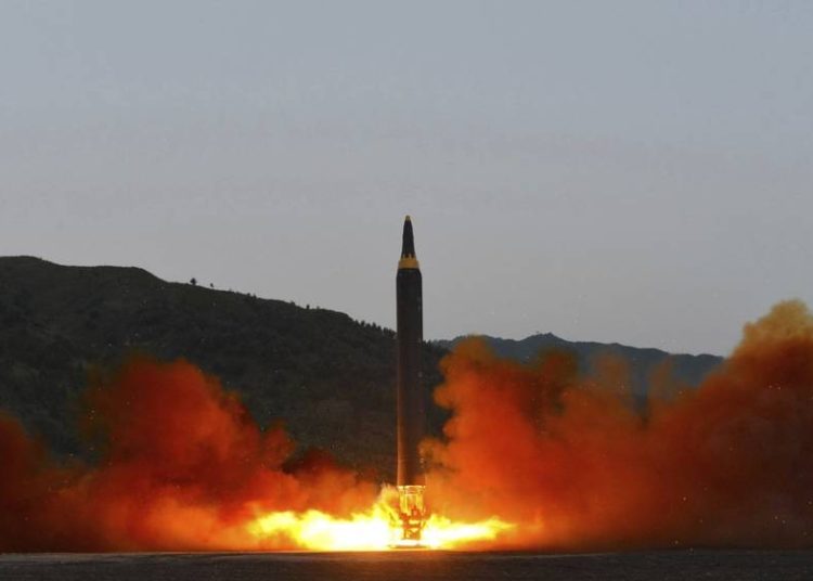 Corea del Norte probó un avanzado motor para misiles balísticos