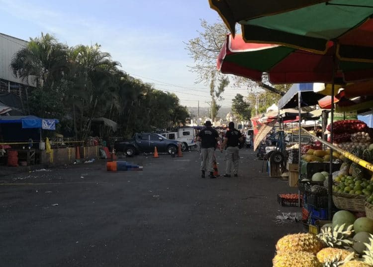 Asesinan a taxista pirata cerca del mercado Central en San Salvador