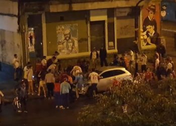 (VIDEO) Aficionado del Nacional muere a tiros durante festejos en Montevideo