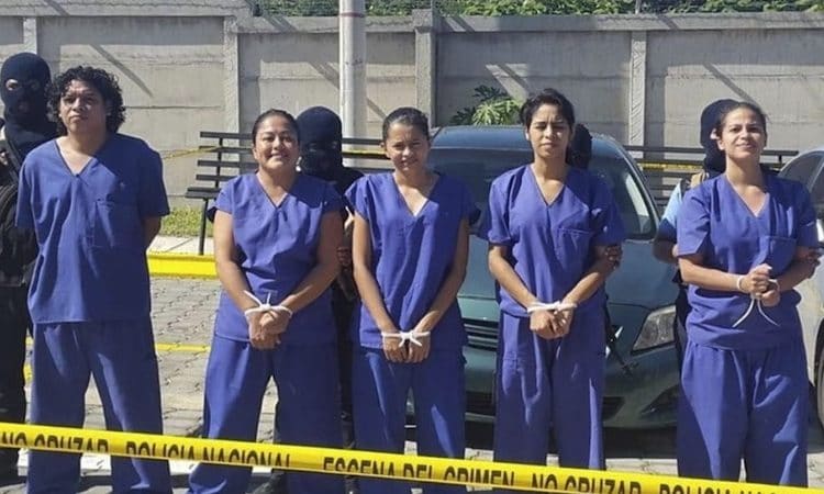 Nicaragua : Opositoras políticas detenidas inician huelga de hambre para exigir atención médica