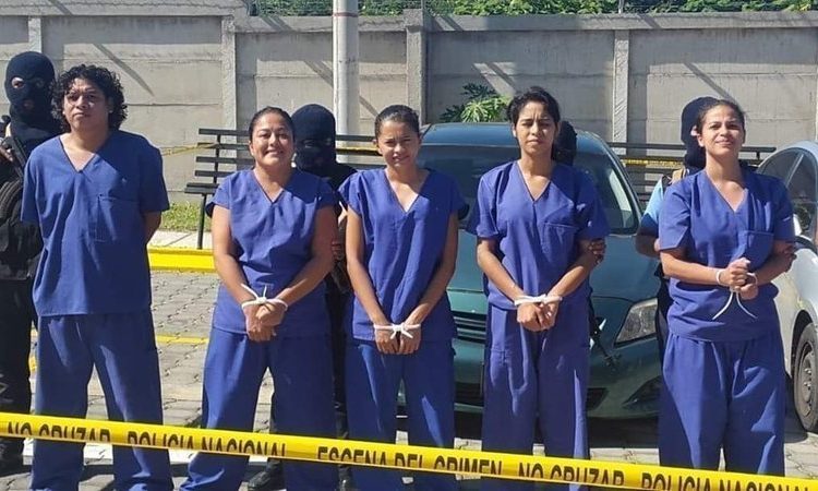 Liberan a 32 presos por razones políticas bajo régimen de «convivencia familiar» en Nicaragua