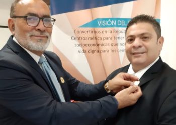 Juramentan a nuevo Presidente de Partido Unionista Centroamericano Capitulo El Salvador