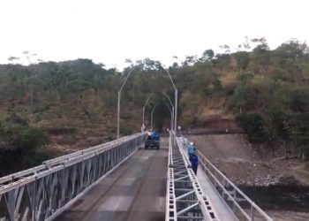 Habilitan paso de vehículos y peatones en nuevo puente sobre río Torola