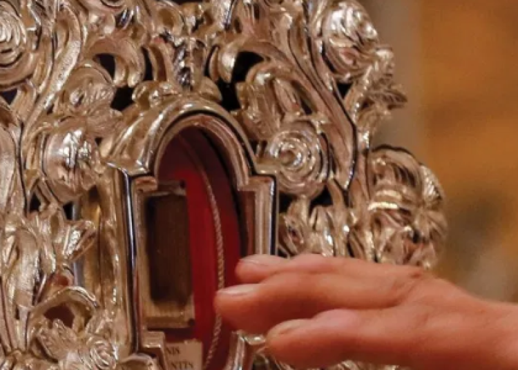 Reliquia que se cree que proviene del pesebre donde nació Jesús regresó a Belén