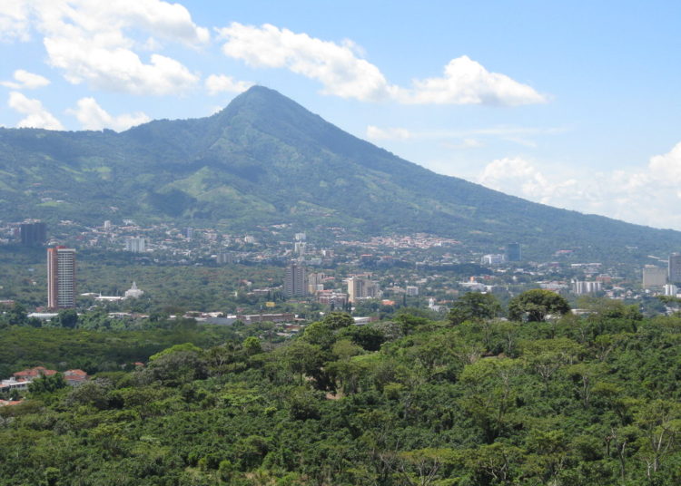 Vientos continuarán este sábado en el territorio nacional