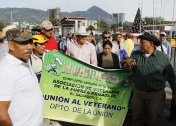 Excombatientes y veteranos reafirman respaldo a Nayib Bukele