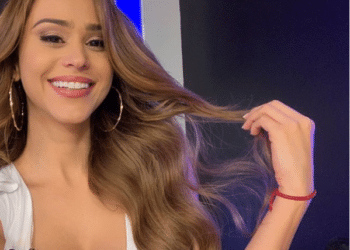 Yanet García se olvida de su trasero y presume de sus pechos
