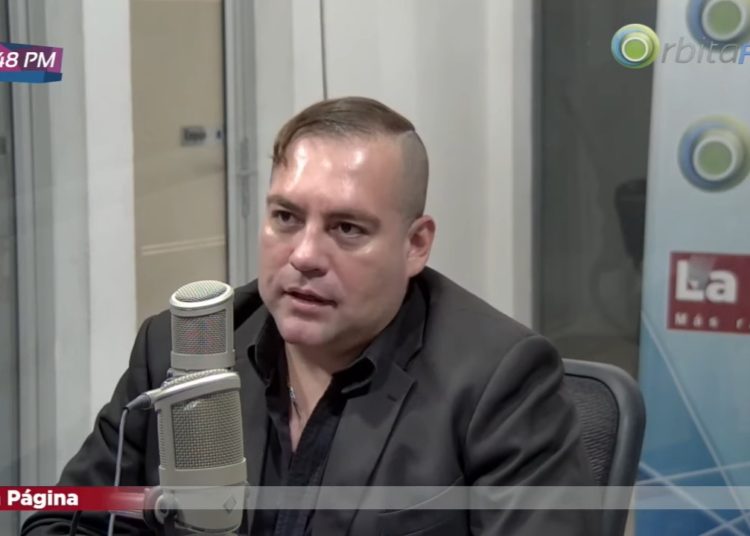 Aldo Álvarez: “El fiscal Raúl Melara tiene la obligación de presentar la solicitud de antejuicio contra Norman Quijano”