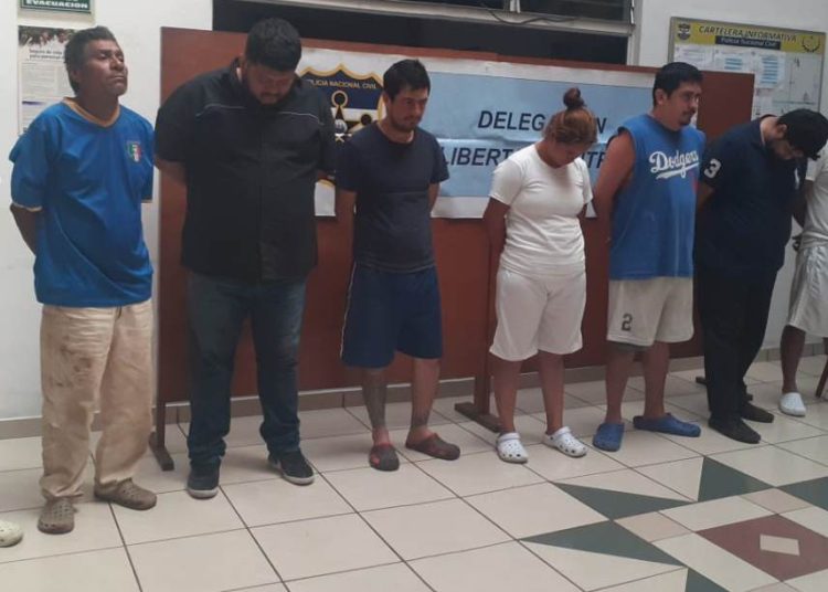PNC captura a cinco pandilleros en Santa Tecla
