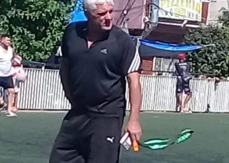 Policía interrumpe partido de fútbol para detener a un árbitro acusado de abuso sexual Argentina