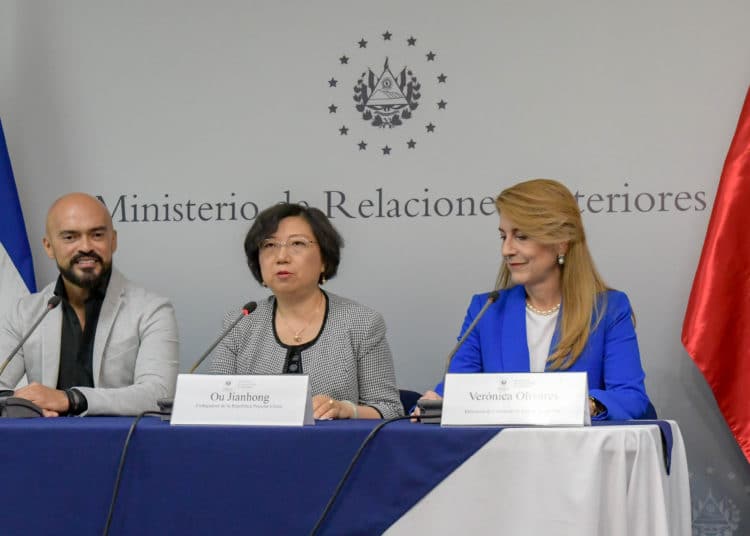 Gobiernos de El Salvador y China lanzan convocatoria de becas 2020 para continuar estudios en la nación asiática