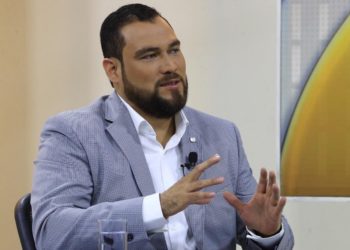 Ministro de Gobernación destaca acuerdo para “derribar las fronteras” con Guatemala