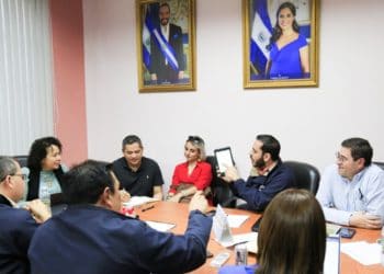 Gobierno activará app y call center para detectar casos de coronavirus en El Salvador