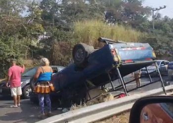 Un muerto y tres lesionados deja accidente de tránsito en Quezaltepeque
