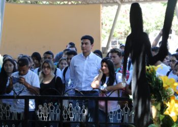 En El Mozote, alcalde Pereira y jóvenes de San Miguel conmemoran 28 aniversario de Acuerdos de Paz