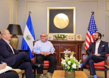 Filántropo Howard Buffett otorga $25 millones a Nayib Bukele para que sean invertidos en parque Cuscatlán y Centro Histórico
