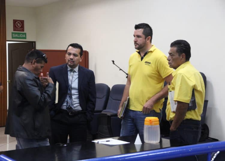 Exhumarán cuerpos de estudiantes enterrados en la UES durante el conflicto armado