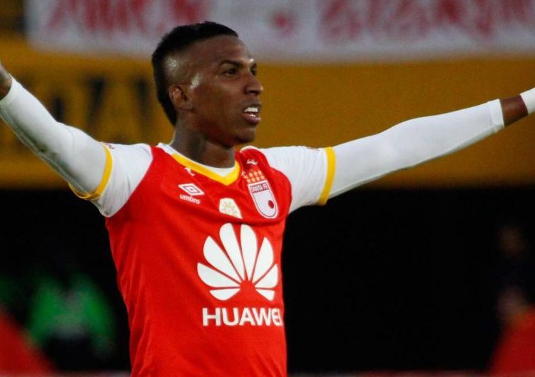 Un futbolista fue anunciado como refuerzo de dos clubes, pero ficharía por otro