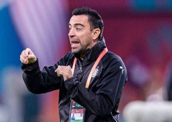 Xavi esperaría hasta junio para convertirse en el nuevo DT del Barça