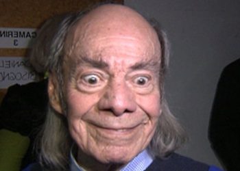 ‘El Loco’ Valdés pide una novia como regalo de su cumpleaños 89