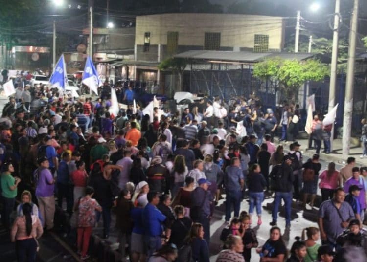 Piden investigar a empresa familiar de director de Desechos Sólidos de la alcaldía de San Salvador