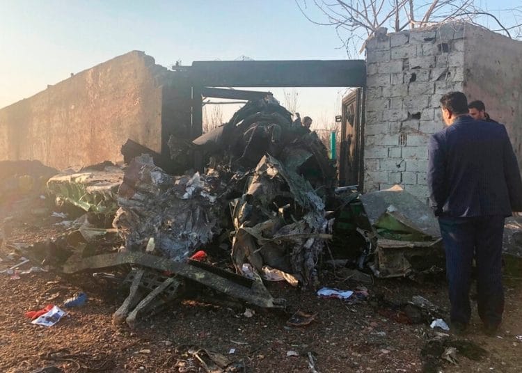 Un comandante de la Guardia Revolucionaria de Irán asume la responsabilidad del derribo de avión