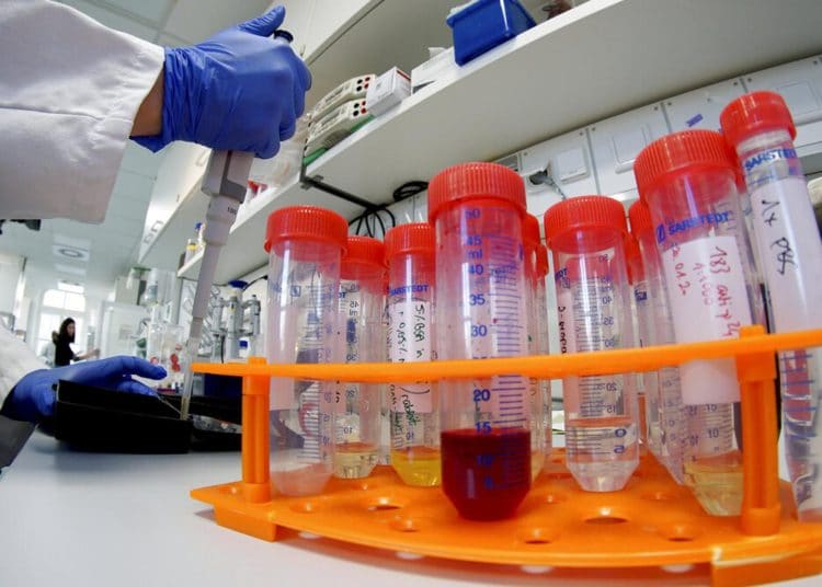 Brasil y Colombia anuncian la detección de posibles casos de coronavirus