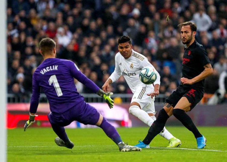 Casemiro se viste de héroe y marca doblete en la victoria del Real Madrid frente al Sevilla