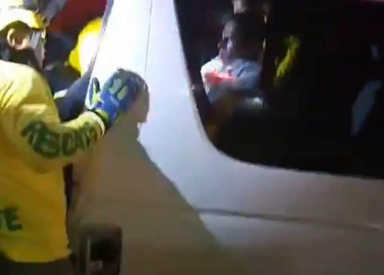 Al menos siete empleados de aerolínea Delta resultaron lesionados tras accidente de tránsito en carretera a Comalapa