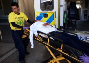 Joven escapa de morir apuñalado en el río Acelhuate