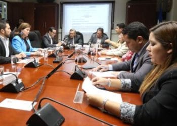 Asamblea citará a titulares de ANDA, Salud y Educación para que informen sobre la calidad del agua en SS