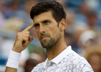 (VIDEO) La reacción de Djokovic al perder en un juego de mesa durante entrevista