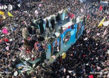 Una estampida en el funeral de Qassem Soleimani dejó al menos 40 muertos y más de 200 heridos en Irán