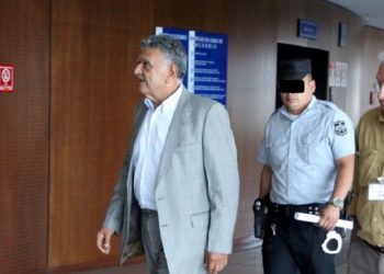 Comisionado Julián Belloso es absuelto por delito de tenencia de armas de fuego