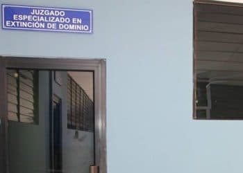 Pasa a poder del estado un pick up que fue utilizado para contrabandear 4 cajas con zapatos