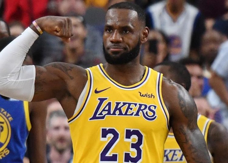 La camiseta de LeBron James es la más vendida y todo un récord en la NBA