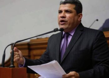 Gobierno venezolano bloqueó el ingreso de la oposición a la Asamblea Nacional e instaló a Luis Parra como su presidente