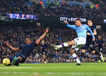 El Manchester City vence al Everton en su debut en 2020