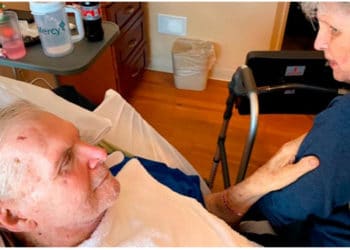 Una pareja de ancianos muere el mismo día tras pasar casi 65 años juntos