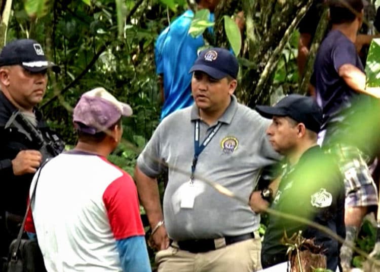 Hallan en una fosa común cadáveres de siete víctimas de secta religiosa en Panamá