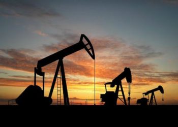Sube precio del petróleo tras ataque de EEUU que mató a general iraní