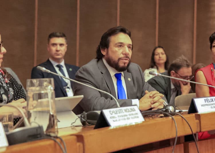 Vicepresidente Ulloa reafirma compromiso con la igualdad de género en Conferencia Regional sobre la mujer