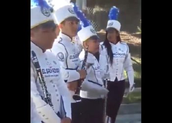 Raza Band ofrece trabajo a Andy Lovos quien fue marginado del desfile de Las Rosas