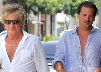 Rod Stewart y su hijo enfrentan cargos de agresión tras golpear a un guardia