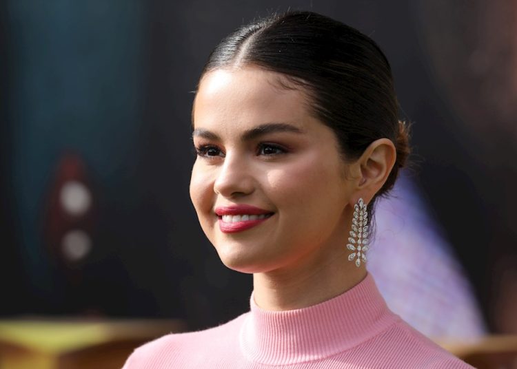 Selena Gomez renace en su nuevo álbum: «Rare»