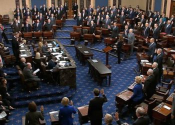 Para juicio contra Trump, senadores no podrán hablar ni salir del recinto