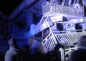 (VIDEO) Terremoto 6.5 grados causa daños y víctimas en Turquía