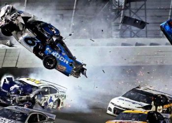 (VIDEO) El piloto Ryan Newman sufre graves heridas al accidentarse en las 500 millas de Daytona