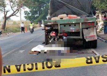 Accidente automovilístico deja dos fallecidos en carretera a Metapán