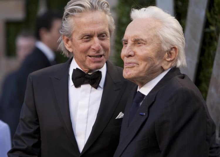 Kirk Douglas heredó $60 millones a la caridad